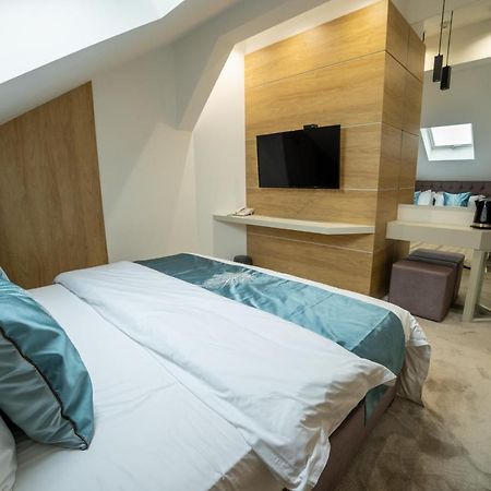 Apartmanski Smestaj King Bo Nis Exterior photo